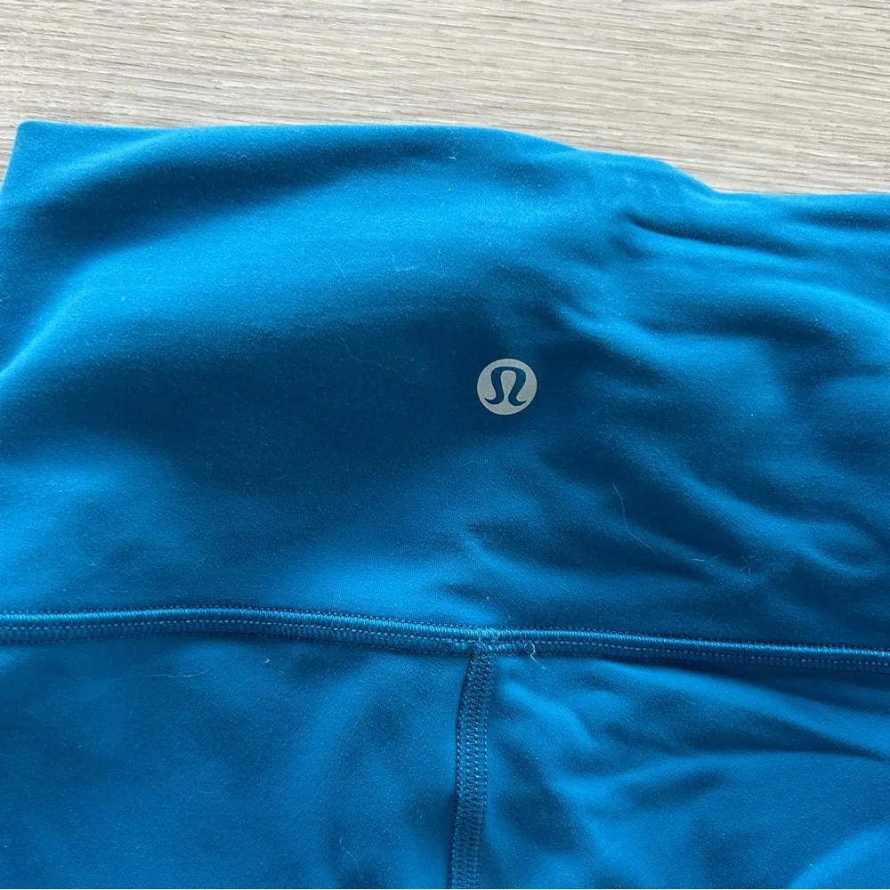 Lululemon Wunder Under Leggings - Picture 5 of 5